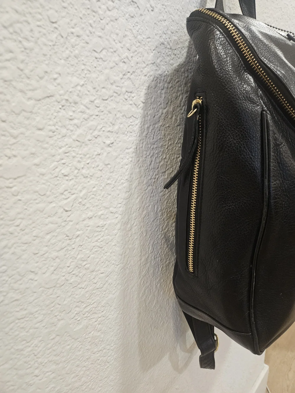 Overland Florence Small Leather Backpack Purse – Black Argentine Cowhide